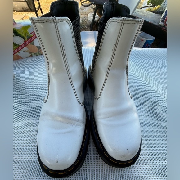 Dr. Martens Shoes - DR MARTENS 2976 QUAD UNISEX White Leather Ankle Boots 6 men’s 7Ladies